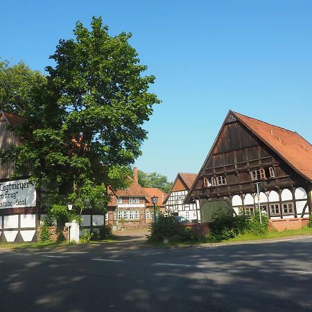 Отель Tegtmeyer Zum Alten Krug Лангенхаген Экстерьер фото